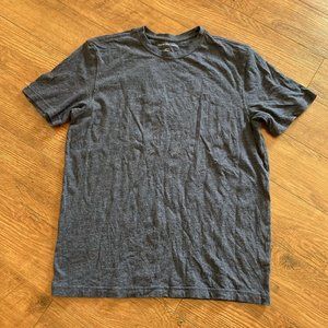 American Eagle Men's T Shirt Medium Standard Fit Short Sleeve Blue